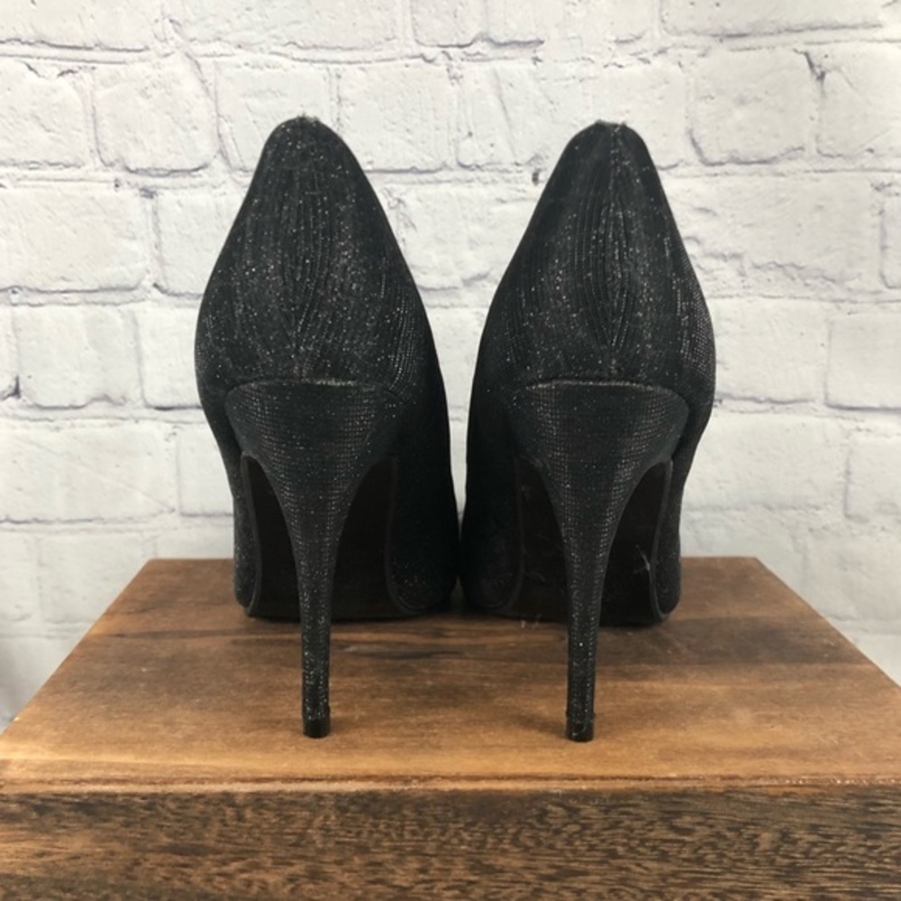 Classic Pointed Toe Stiletto Heels in Black - Picture 5 of 9